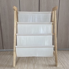 絵本ラック　ニトリ