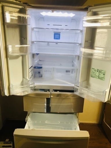 お譲り先決まりました。冷蔵庫　三菱435L