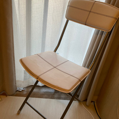 [取引確定]ニトリ折りたたみ椅子　可愛い白色から部屋のインテリアに最適