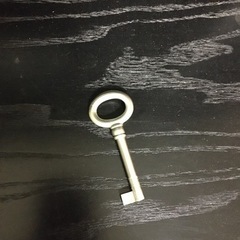 アンティーク　カップボードの画像