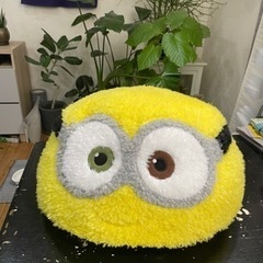 新品　ドーム型ビッグクッション　ミニオン