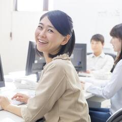 施設の職員のお給料や社会保険の手続きのオシゴト！