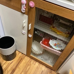 1つのお値段です。処分価格です。また、また下げました。