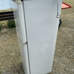 【85】中古　ナショナル 126L 96年製 2ドア冷蔵庫 NR-B13T1 の画像