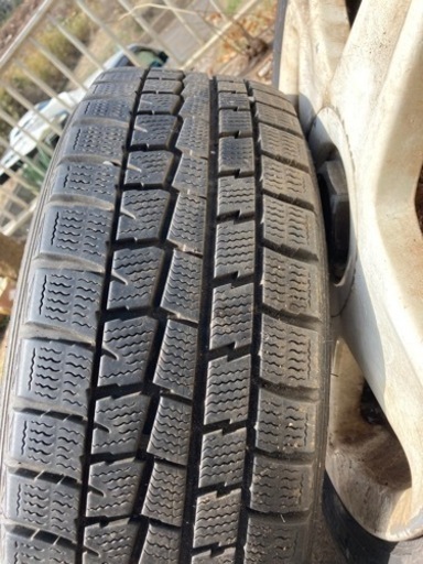 175／65Ｒ15 スタッドレスタイヤ付きアルミ　4穴マルチ