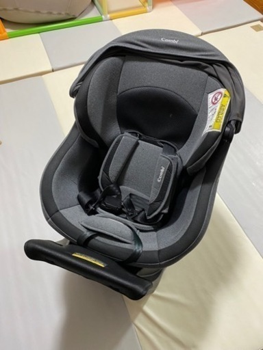 コンビ　ISOFIX チャイルドシート