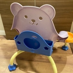 子ども用絵本椅子の画像