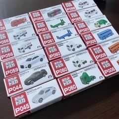 ポケットトミカ18台セット