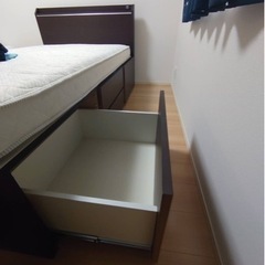 ベッド　4/6 or 4/9受取希望の画像