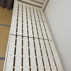 シングルベッドフレームの画像