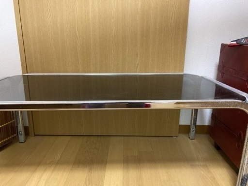 ガラステーブル