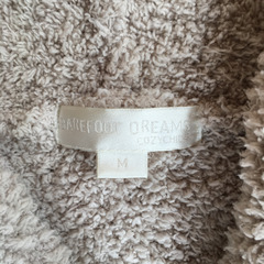 ベアフットドリームスのパーカー（hoodie 515）BAREFOOT DREAMS フーディーの画像