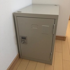 八幡高校　ロッカー