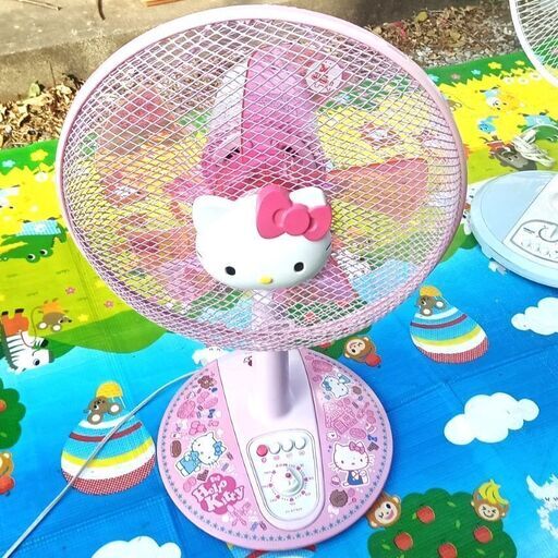★貴重！美品！かわいい！★　サンリオ キティちゃん　扇風機