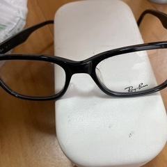 ドルチェ＆ガッバーナ、RayBan,Katharine Hammett