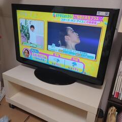 古い32型テレビ、テレビ台付き