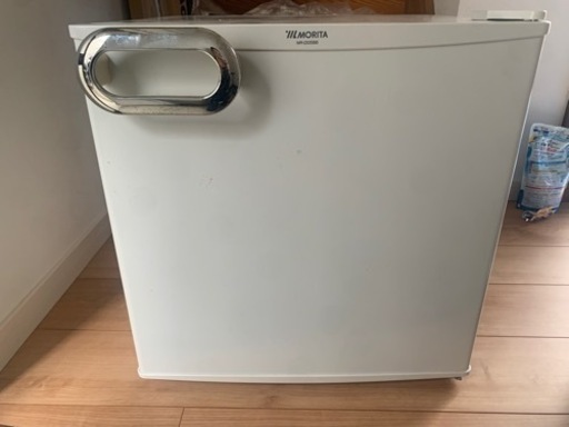 小型冷蔵庫
