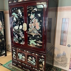 中国タンスと屏風のセットです