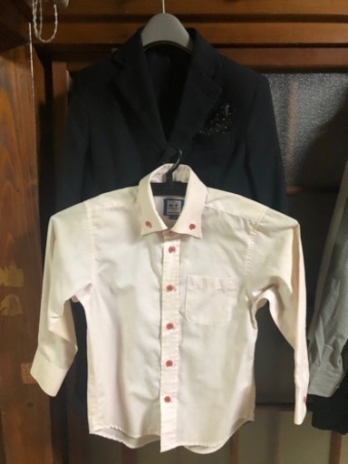 男の子スーツ上下、カッターシャツ