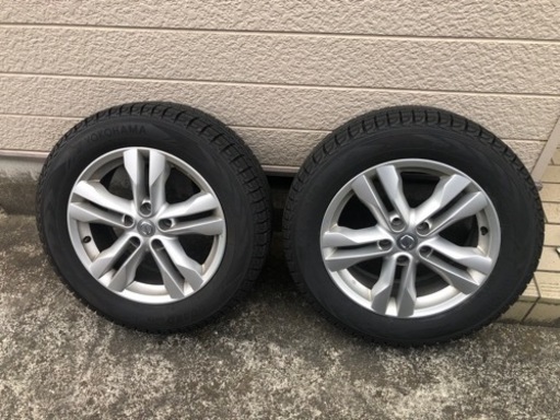 日産エクストレイル　スタッドレスタイヤ