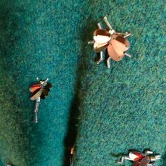 ビジュつきセーターの画像