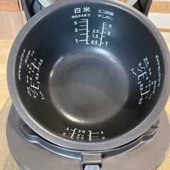 パナソニックIH炊飯器5.5合炊・SR-HA103炊飯器の画像