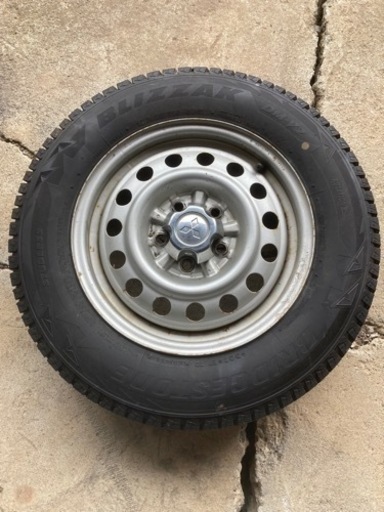 引き取り限定　パジェロミニ　冬タイヤ