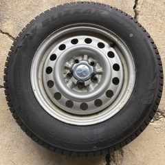 引き取り限定　パジェロミニ　冬タイヤ