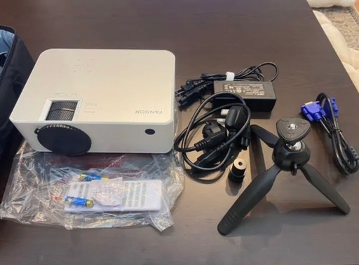 プロジェクター　ミラーリング、Wi-Fi、Bluetooth対応