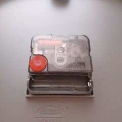 【無料お譲りします】イケア壁掛け時計イケアグレーの画像