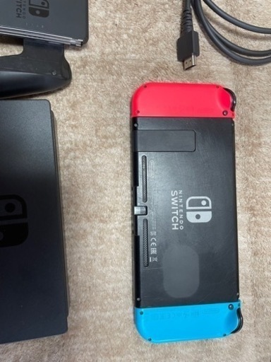 Switch 動作確認済み　本体裏側に擦れあり