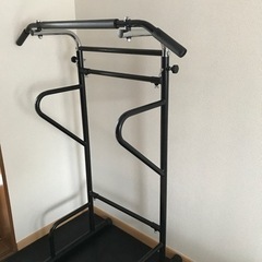 【急募】マルチ懸垂器　筋力トレーニング　ぶらさがり健康器