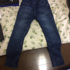 寒いの日に使用ジーンズ