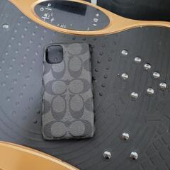 iPhone11ケースコーチ