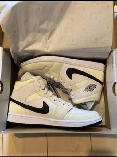 NIKE エアジョーダン1