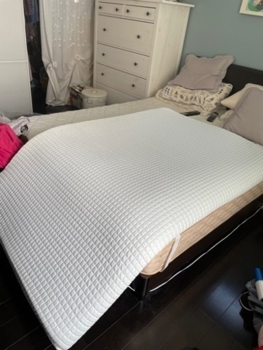 IKEA  クィーンサイズ　低反発マットレス