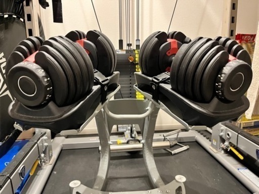 アジャスタブルダンベル24キロ　スタンド付き