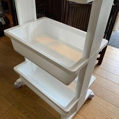 キャスター付き収納ラックの画像