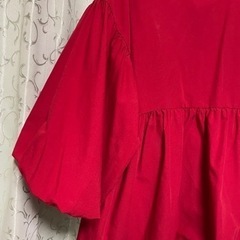 ZARAトップスの画像