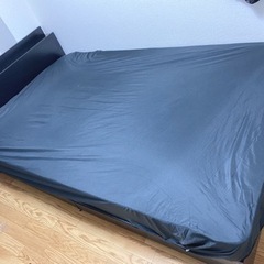 セミダブルベッド