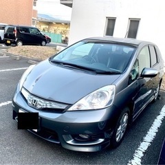ホンダ　フィットシャトル　ハイブリッドの画像
