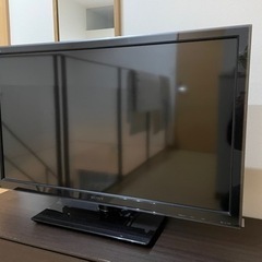 テレビ　40インチ