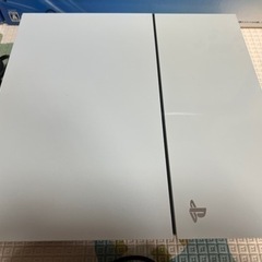 美品PS4+ゲームソフト3本の画像