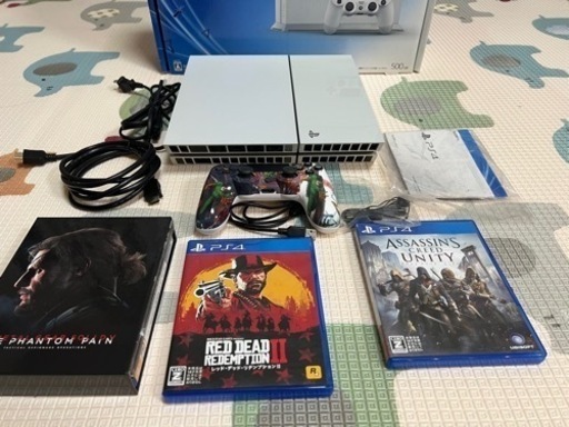 美品PS4+ゲームソフト3本