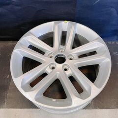 108 アルミ　ホイール　タイヤ　アルミホイール 18×8.0サイズ