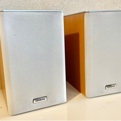 onkyo スピーカー2本の画像
