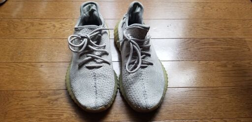 スニーカー Yeezys