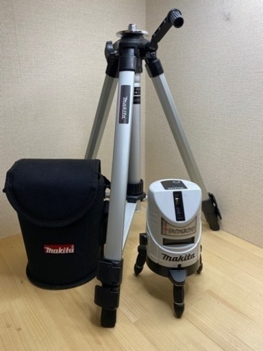 中古　マキタ　SK14P レーザー墨出し器&エレベーター　セット