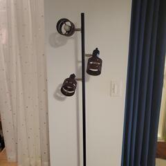 ニトリ フロアスタンド
3電球の画像