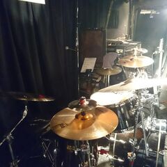 the brillant greenのコピーバンド。ボーカルの方を募集中！！愛のある場所、冷たい花など楽曲多数演奏できます。 - 立川市